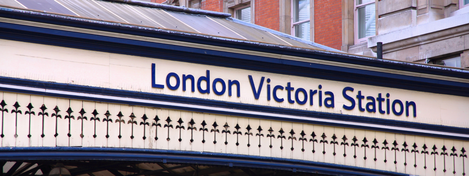 Left Luggage Tips Victoria Station